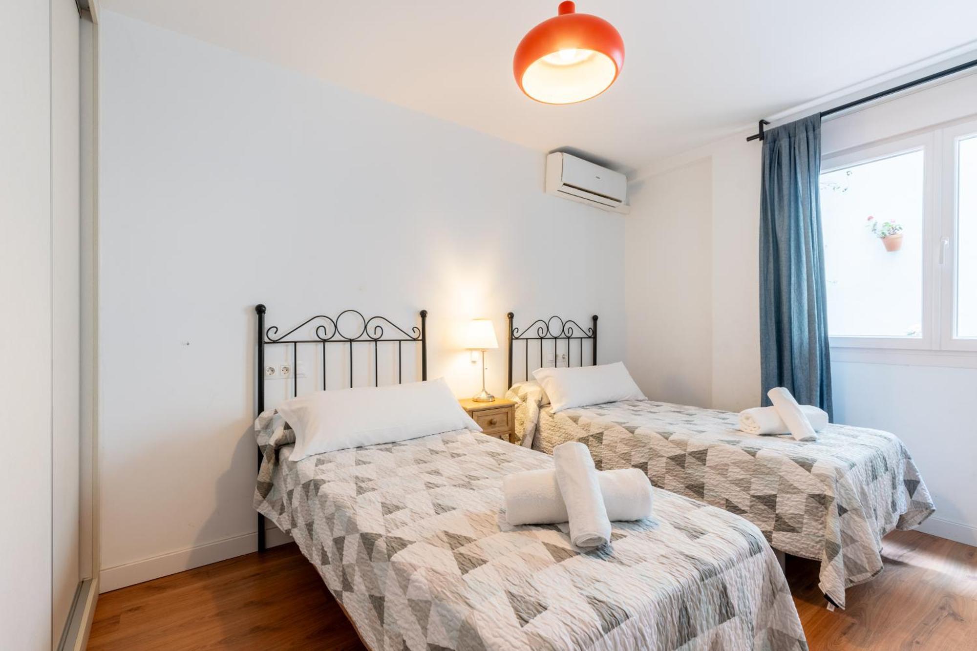 Sn Parking Incluido 4Bd 2Bth Excelente Ubicacion Apartment Севиля Екстериор снимка